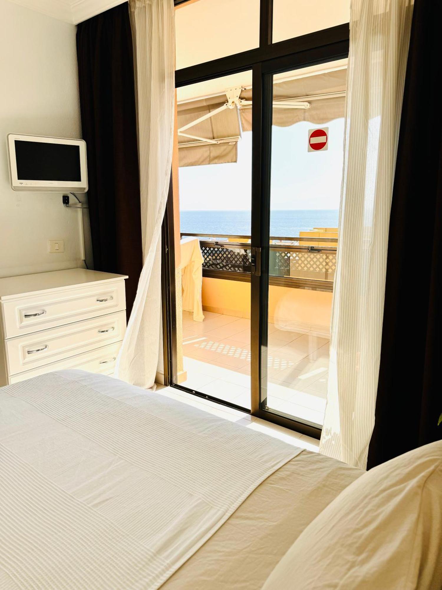 Casa Hugo - Ocean View, Quiet Pool, Fibre Net, Los Gigantes Puerto de Santiago  Esterno foto